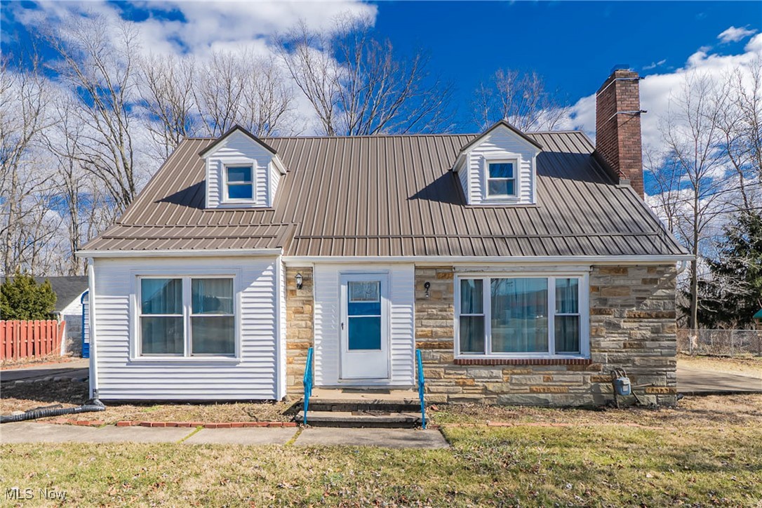 1131 W River Road, Elyria, Ohio image 2