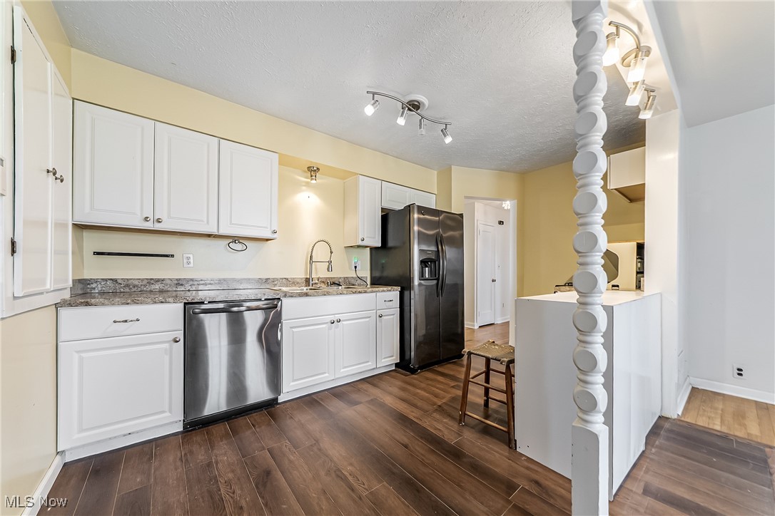 1131 W River Road, Elyria, Ohio image 15