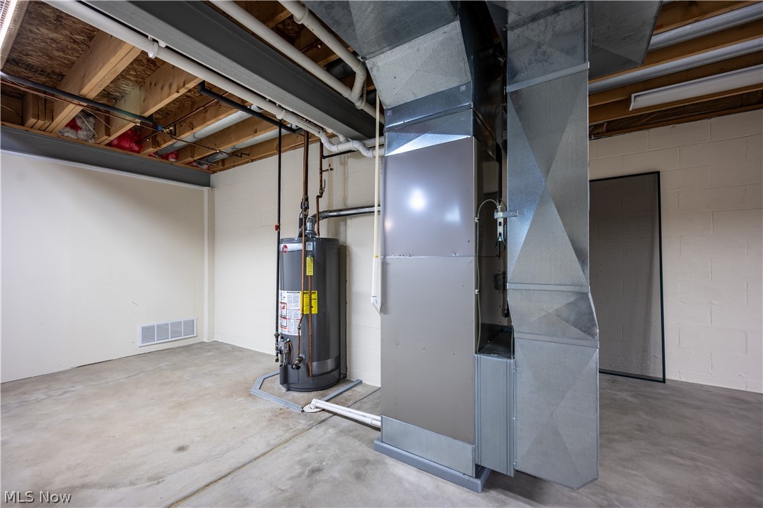 Twin Lakes Condo - Residential