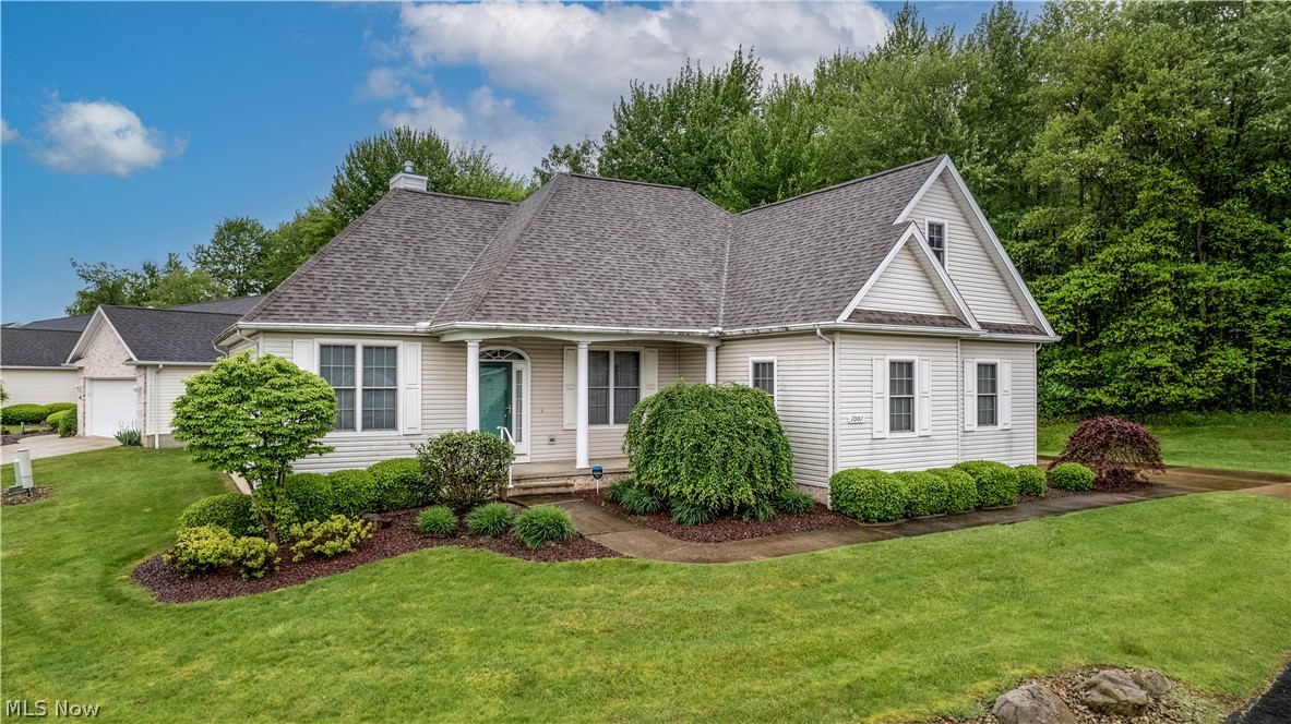 Twin Lakes Condo - Residential