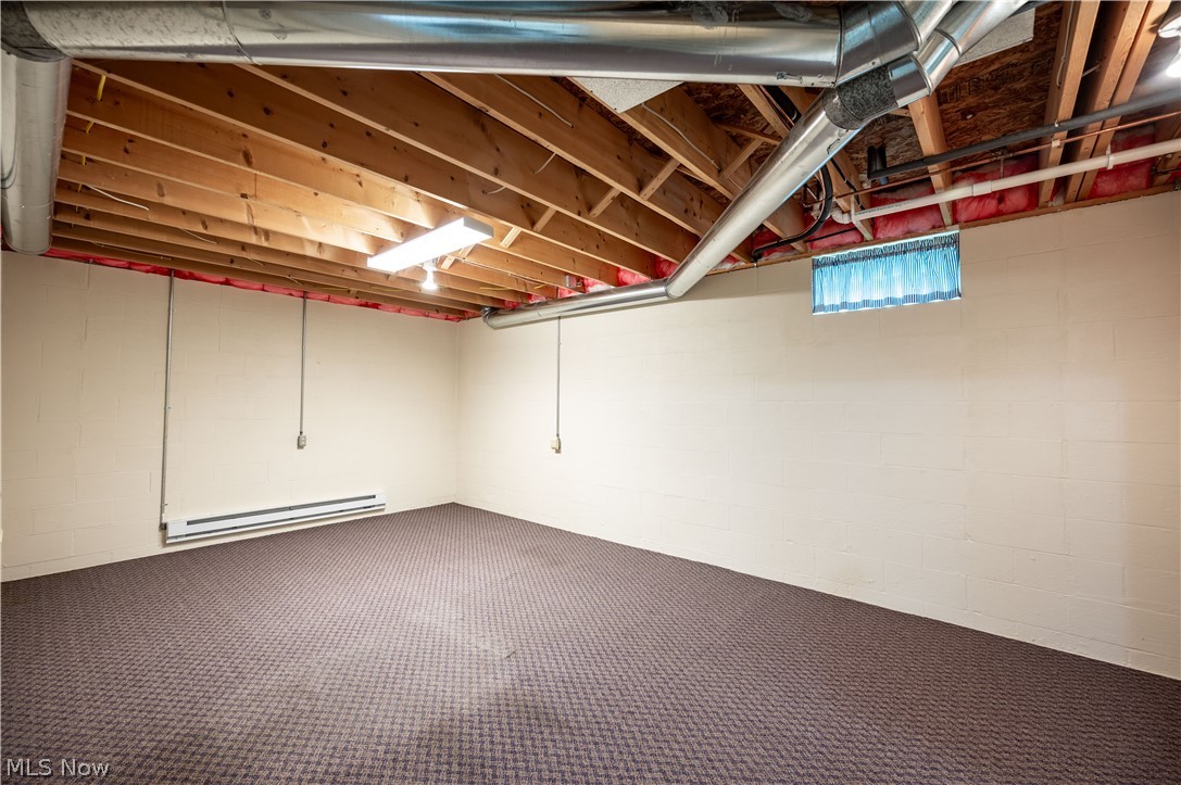 Twin Lakes Condo - Residential