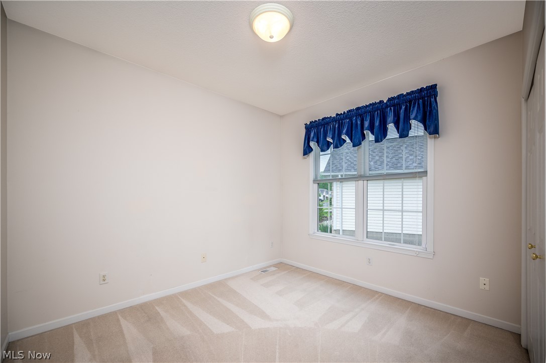 Twin Lakes Condo - Residential