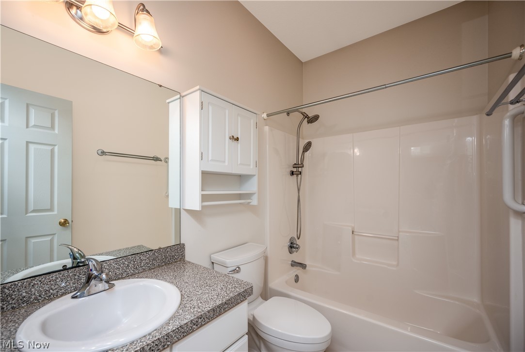 Twin Lakes Condo - Residential