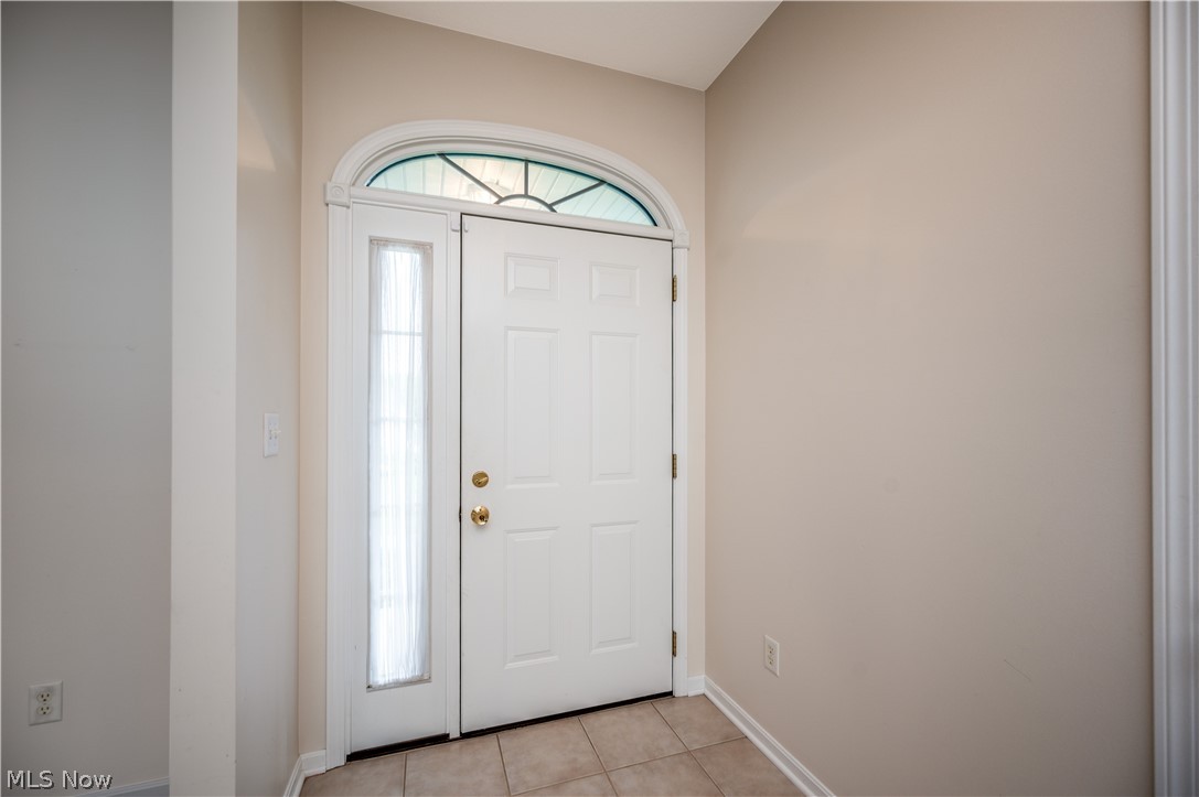 Twin Lakes Condo - Residential