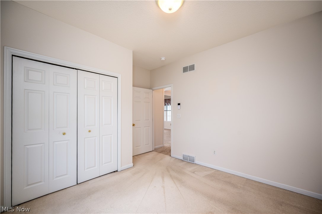 Twin Lakes Condo - Residential