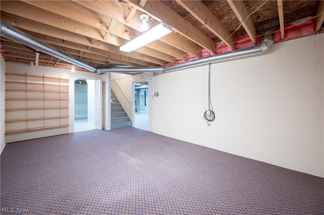 Twin Lakes Condo - Residential