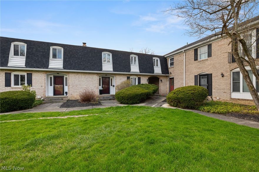 Beautifully updated townhome in Aurora’s sought-after Four Seasons community offering over 1,700 sq ft of finished living space. This 3-bedroom, 2.5-bath condo features an open, light-filled floor plan with a spacious living room and a remodeled kitchen showcasing modern finishes, Corian countertops, and a quartz island—ideal for everyday living and entertaining.

Upstairs includes three generously sized bedrooms, including an owner’s suite with private vanity access and ample closet space. The finished walk-out lower level provides additional living space with a cozy wood-burning fireplace, wet bar, laundry area, and versatile mudroom/flex space.

Enjoy a private patio and courtyard along with the convenience of an attached one-car garage. Recent updates—including flooring and kitchen improvements—make this home move-in ready.

Four Seasons offers optional membership amenities including a private lake for swimming and fishing, pavilion with grill and firepit, playground, basketball courts, and year-round community events. Set in a park-like environment with mature trees and green space, this home is conveniently located near shopping, dining, highways, and top-rated Aurora schools.