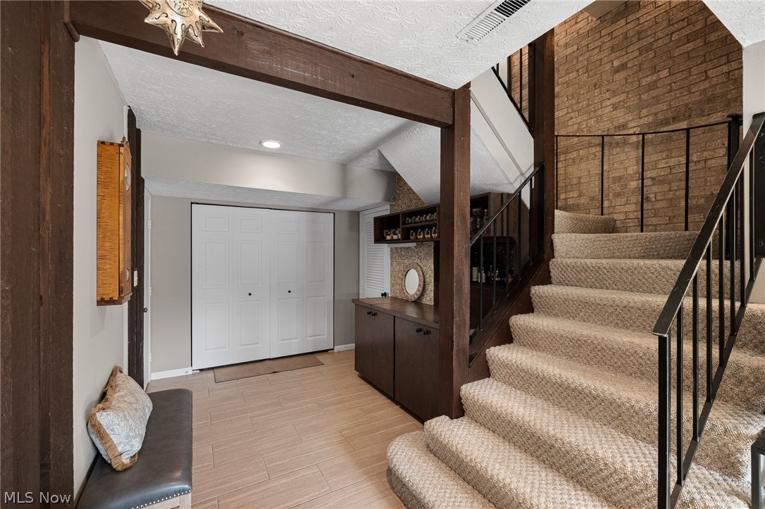 Four Seasons Twnhs - Residential