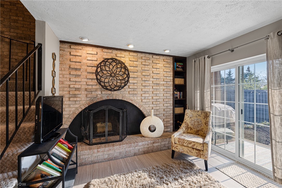 Four Seasons Twnhs - Residential