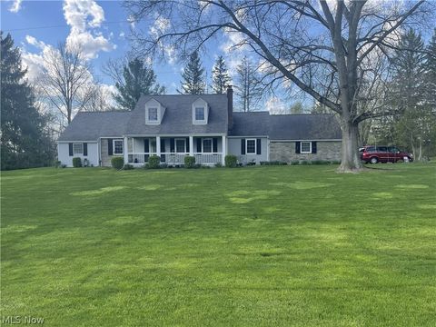 Homes For Sale - 5162 Valley View Dr<br/> Medina, OH 44256