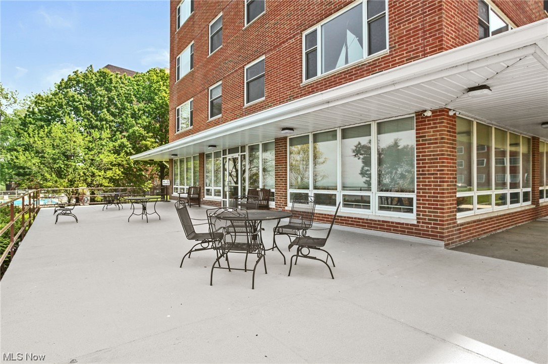 Lake House Condos - Residential