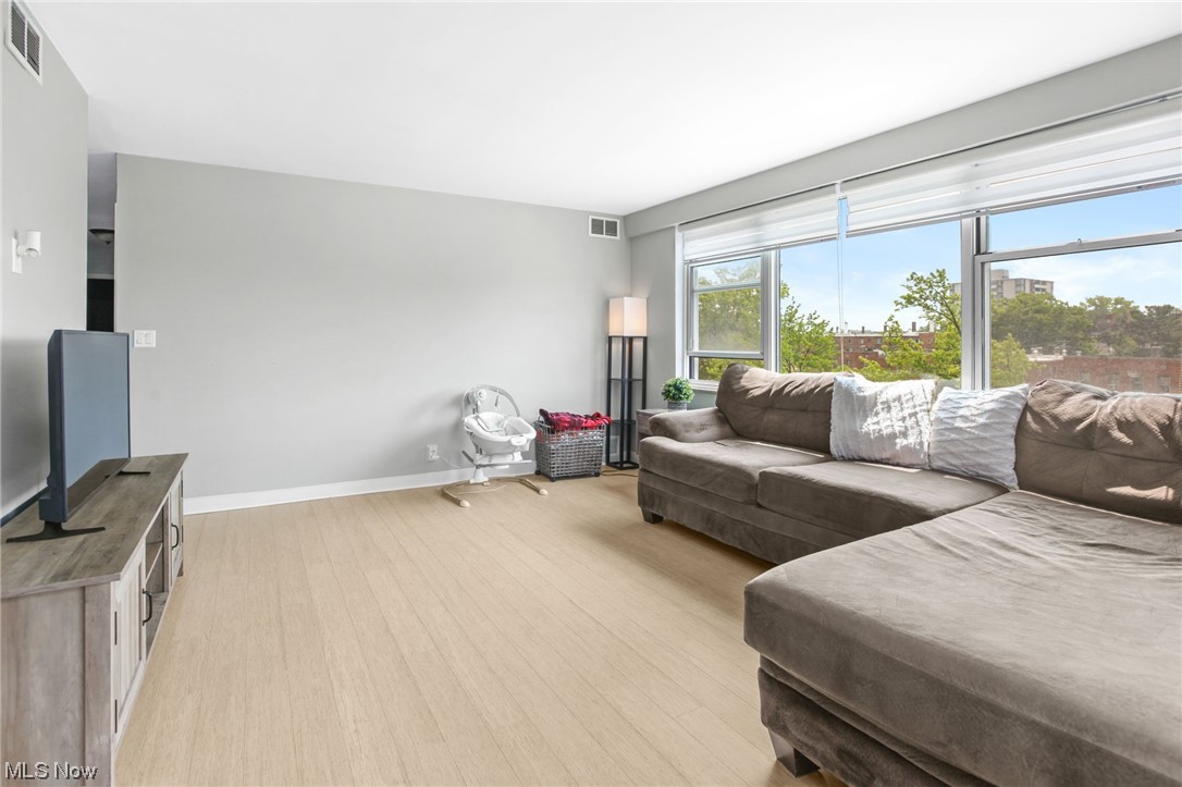 Lake House Condos - Residential