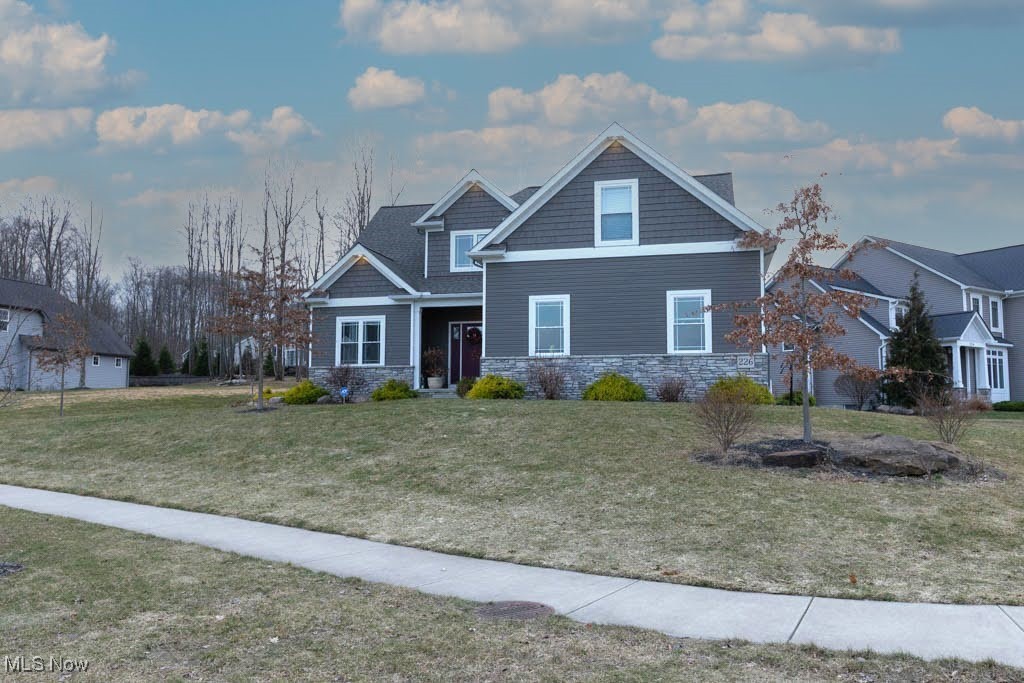226 Hidden Glen Trail, Chardon, Ohio image 2