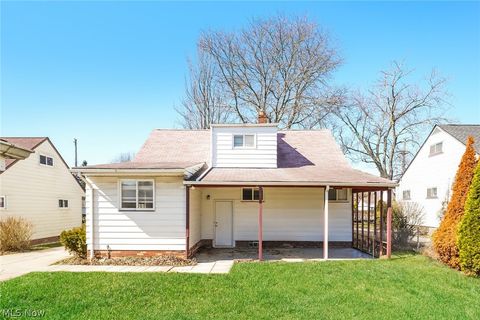 Tiny photo for 6045 Dunham Road, Maple Heights, OH 44137 (MLS # 5192695)