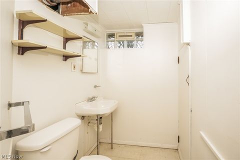 Tiny photo for 6045 Dunham Road, Maple Heights, OH 44137 (MLS # 5192695)