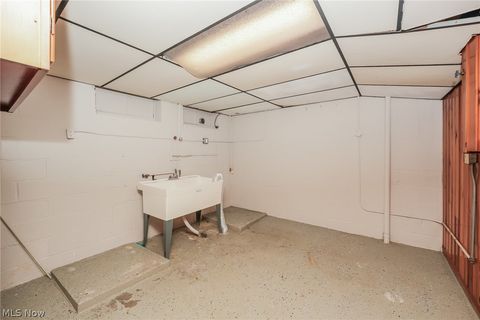 Tiny photo for 6045 Dunham Road, Maple Heights, OH 44137 (MLS # 5192695)