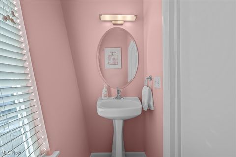 Tiny photo for 2565 W 9th Street, Cleveland, OH 44113 (MLS # 5175347)