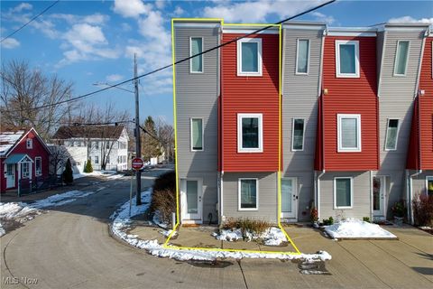 Tiny photo for 2565 W 9th Street, Cleveland, OH 44113 (MLS # 5175347)