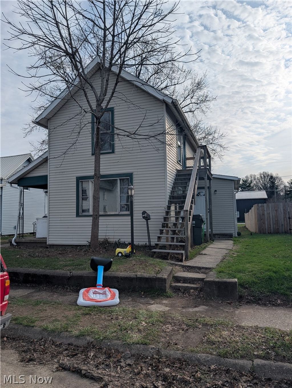 Photo of 722 John St, Coshocton, OH 43812 (MLS # 5193770)