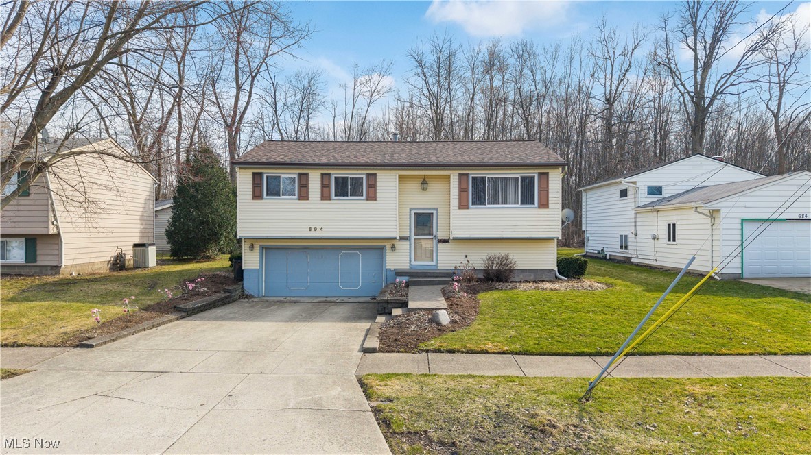 694 Glenwood Drive, Painesville, Ohio image 2