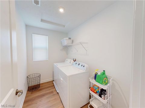 Tiny photo for 8215 Mustang Lane, Mentor, OH 44060 (MLS # 5190235)