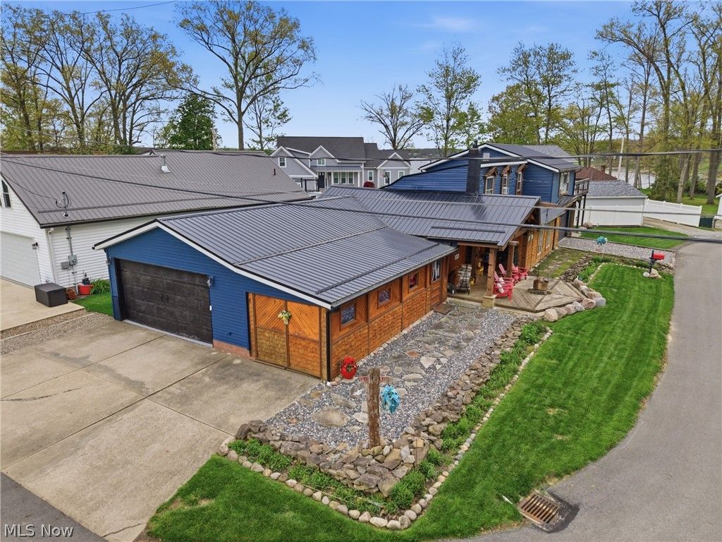 Photo of 161 Forest Avenue, Lake Milton, OH 44429 (MLS # 5204903)