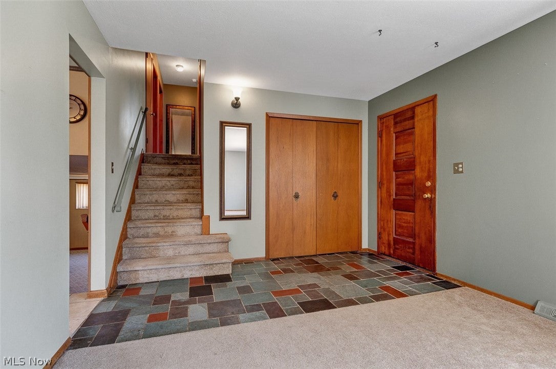 2211 Camelot Drive