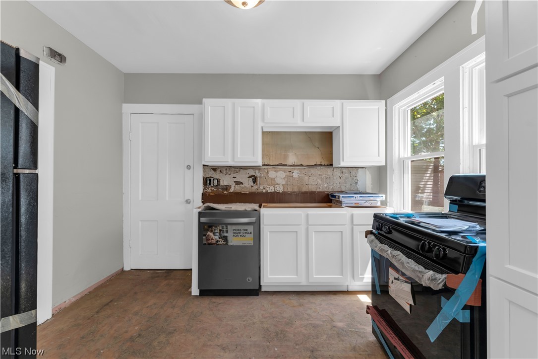 Village/Newburgh Heights - Residential Income