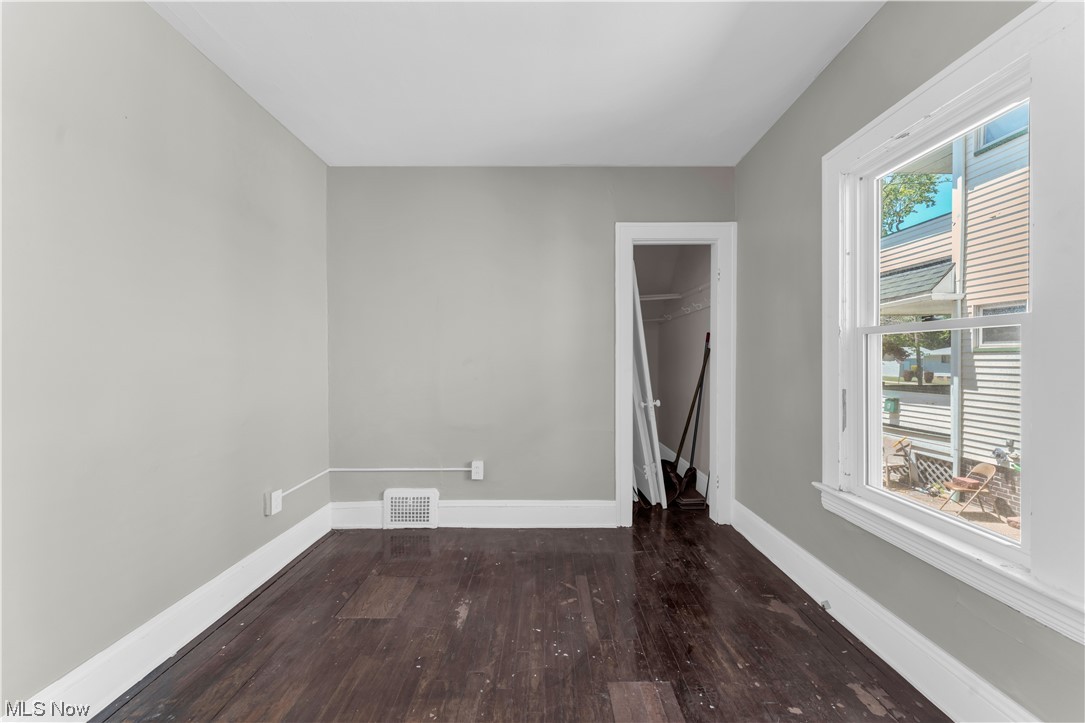 Village/Newburgh Heights - Residential Income