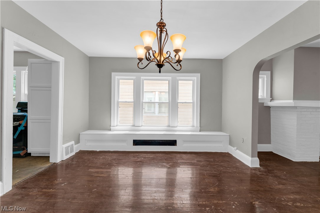 Village/Newburgh Heights - Residential Income