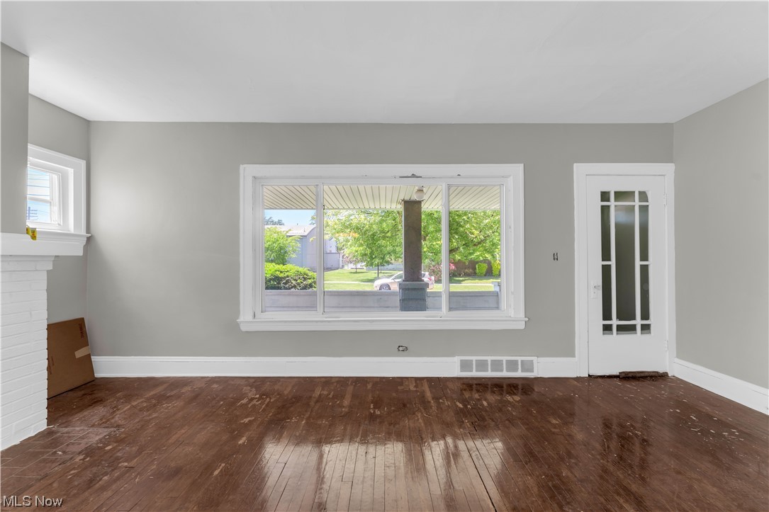 Village/Newburgh Heights - Residential Income