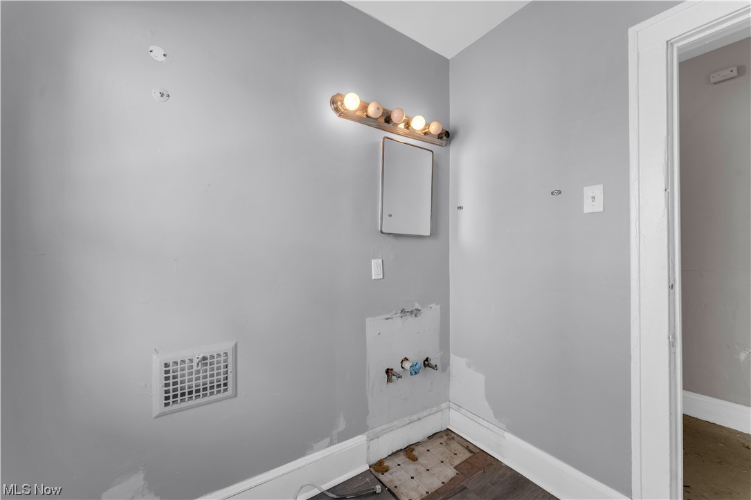 Village/Newburgh Heights - Residential Income