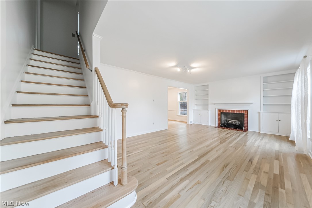 Rapid Transit Land Sales Compa - Residential Lease