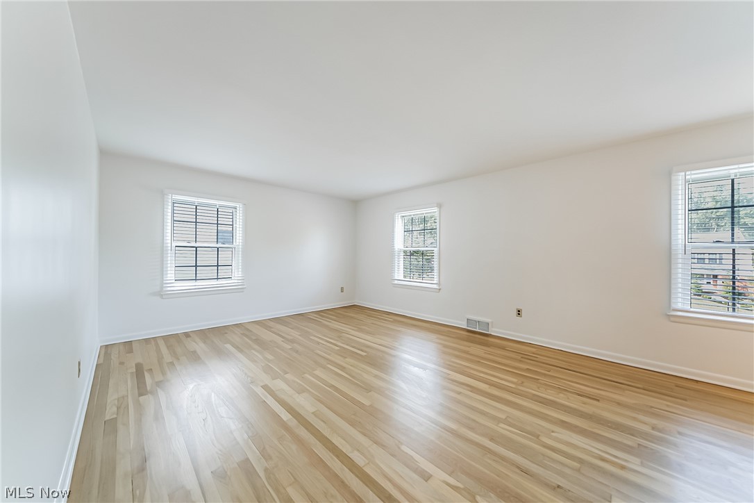 Rapid Transit Land Sales Compa - Residential Lease