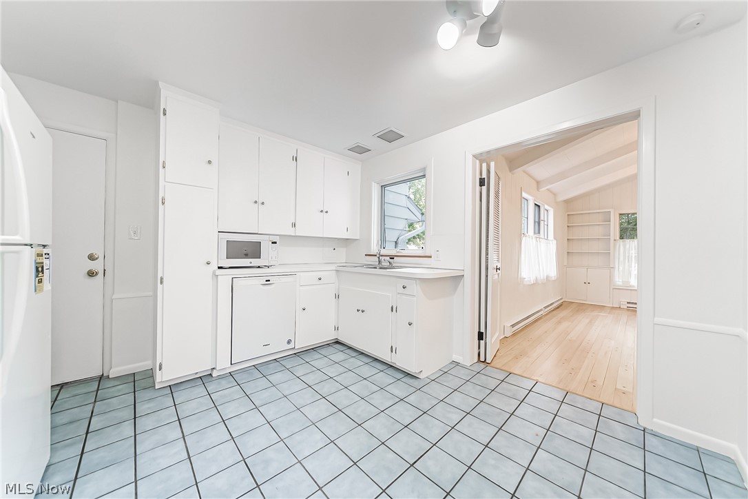 Rapid Transit Land Sales Compa - Residential Lease