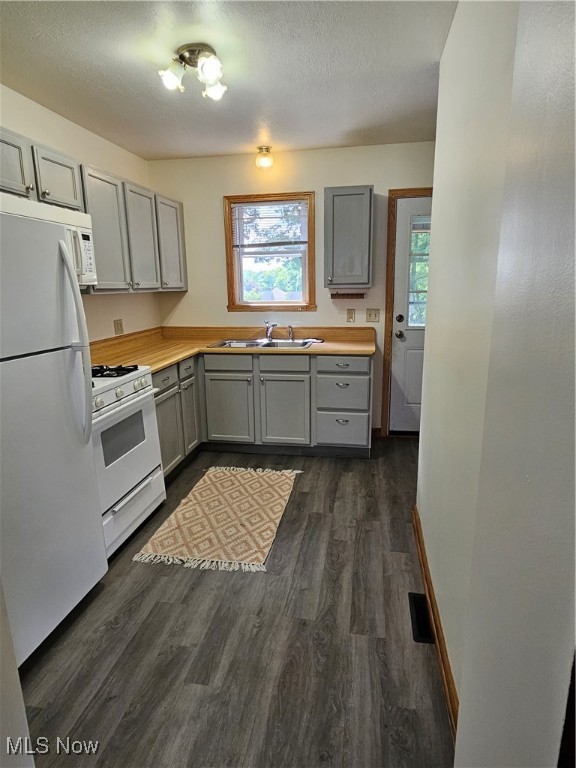 Niles, Ohio 44446, United States, 3 Bedrooms Bedrooms, ,2 BathroomsBathrooms,Residential,Active,184980