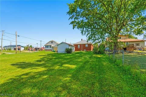 Tiny photo for 577 5th Street, Carrollton, OH 44615 (MLS # 5221456)
