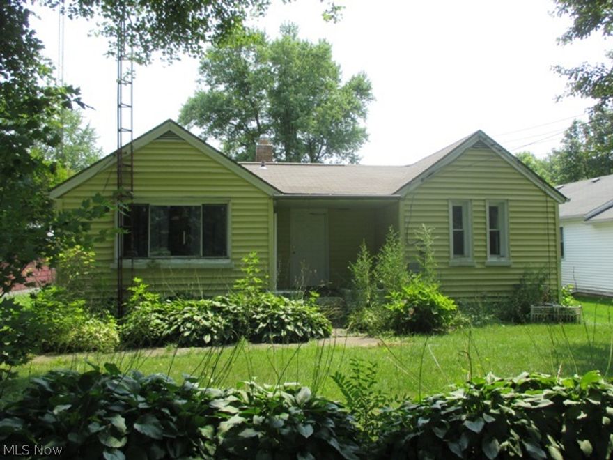 Cozy Vinyl Sided 3 BR Ranch with newer A/C, basement and 2 car attached garage. Home has septic system (buyers responsiblity), well water (city water available at street)