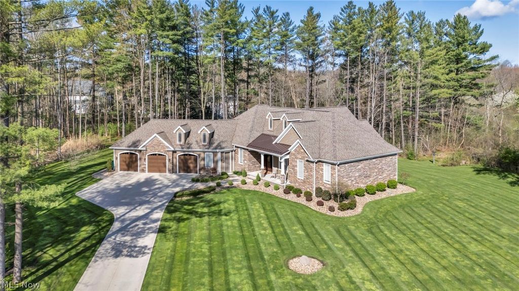 Photo of 12690 Barrington Lane, Chesterland, OH 44026 (MLS # 5202817)