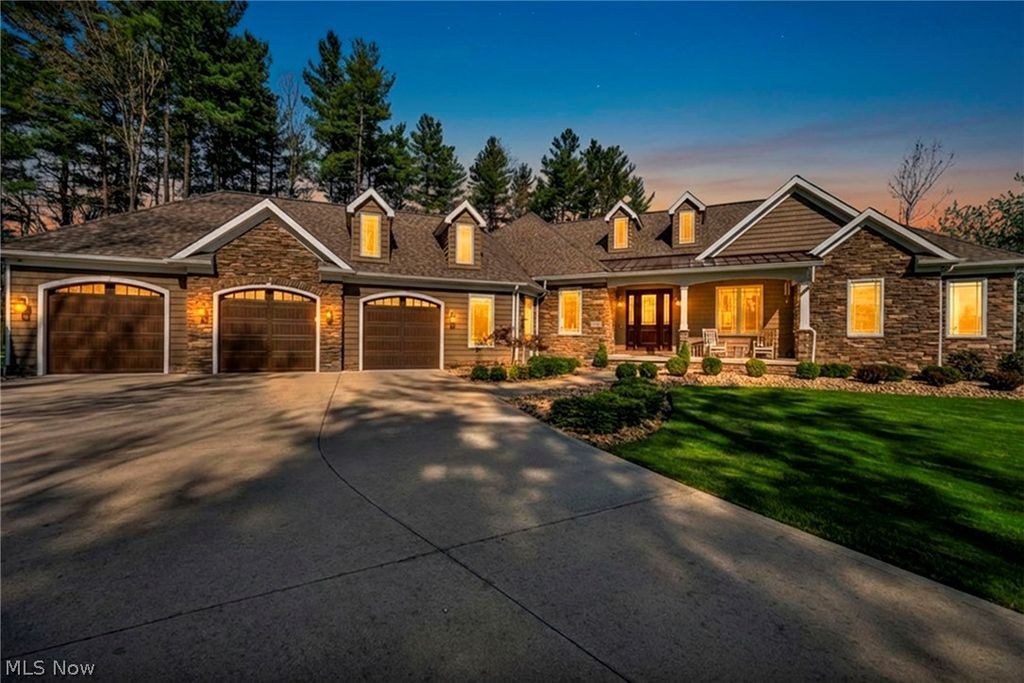Photo of 12690 Barrington Lane, Chesterland, OH 44026 (MLS # 5202817)
