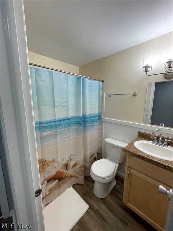 Esquire House - Residential