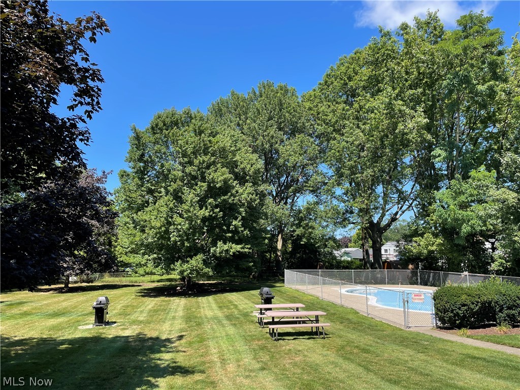 Esquire House - Residential