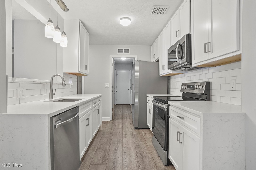 Tinkers Lane Condo - Residential