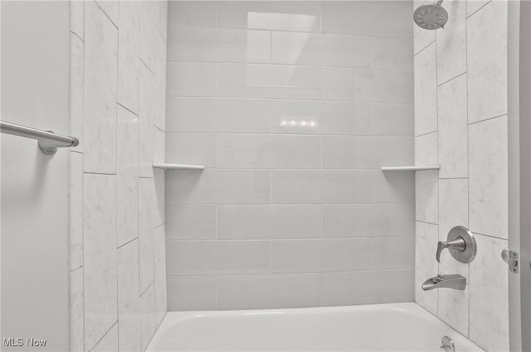 Tinkers Lane Condo - Residential