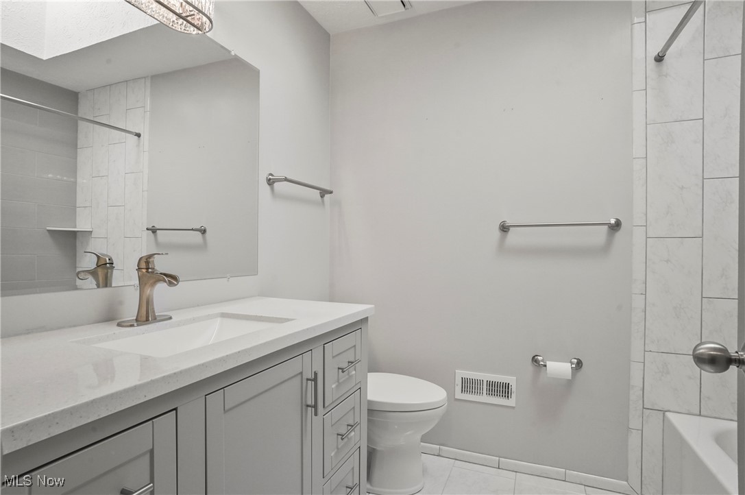 Tinkers Lane Condo - Residential