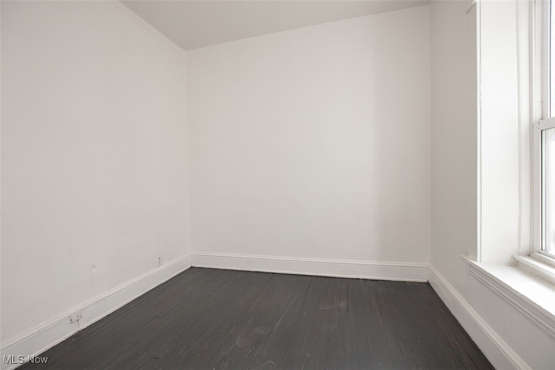 Beingg M Hicks Glenville - Residential Income