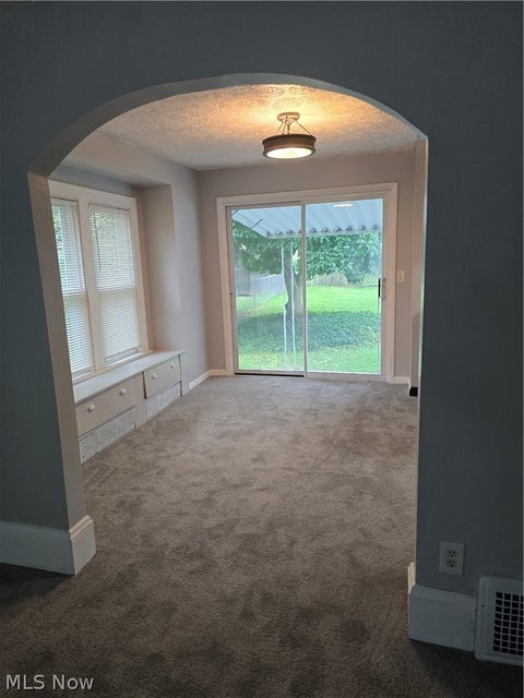 Tiny photo for 264 5th Street NE, Barberton, OH 44203 (MLS # 5257219)