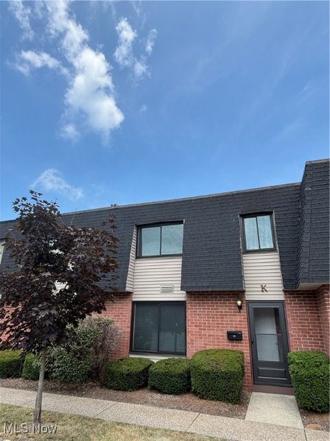 216 Moore Road 1K Avon Lake OH 44012