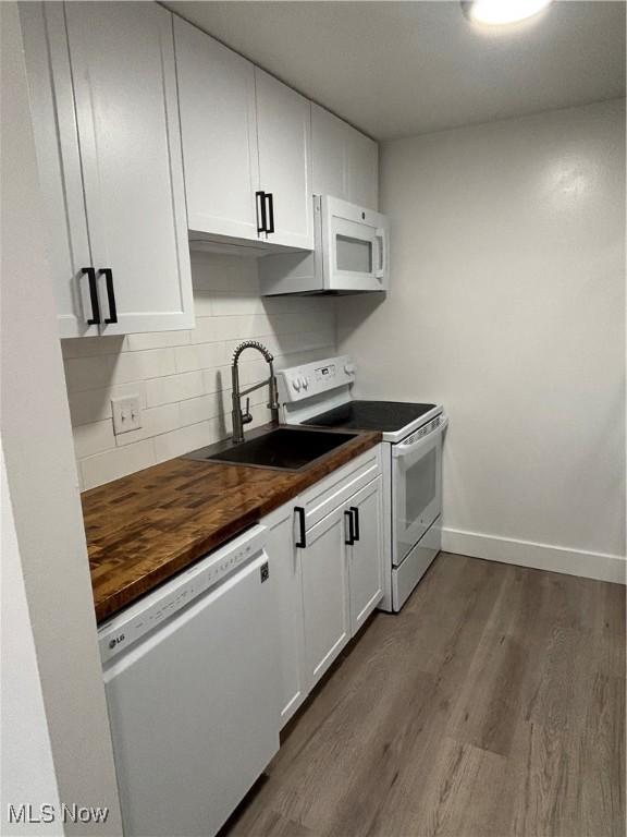 216 Moore Road 1K