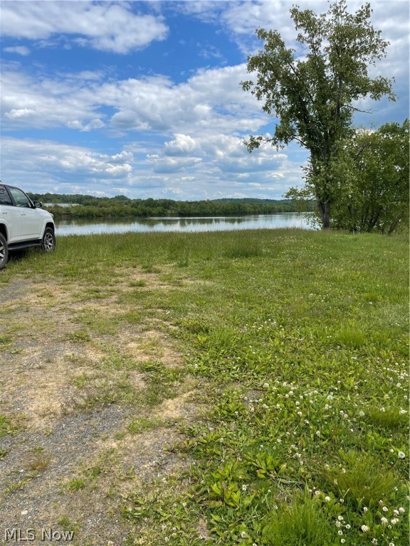 Newbury Road, Little Hocking, Ohio image 7